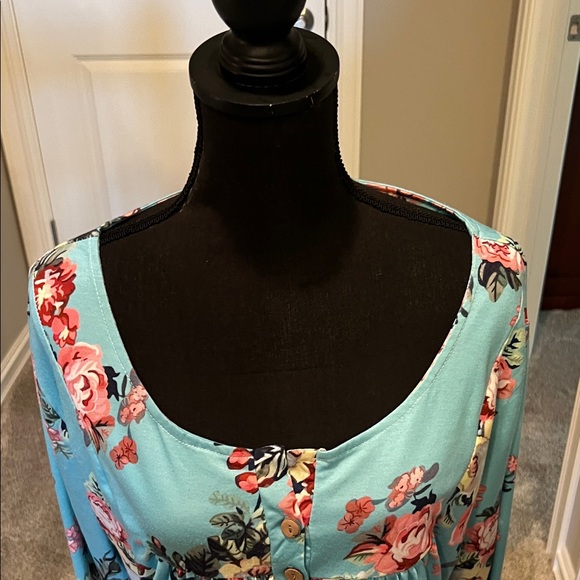 Floral Print Women's Tunic Top - Picture 4 of 6